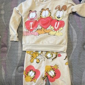 Garfield sweatsuit